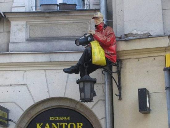 Attention on vous surveille - i am watching you