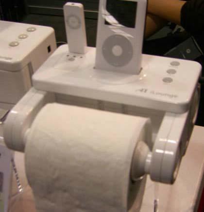 La solution pour ne plus s ennuyer aux toilettes - ipod wc station